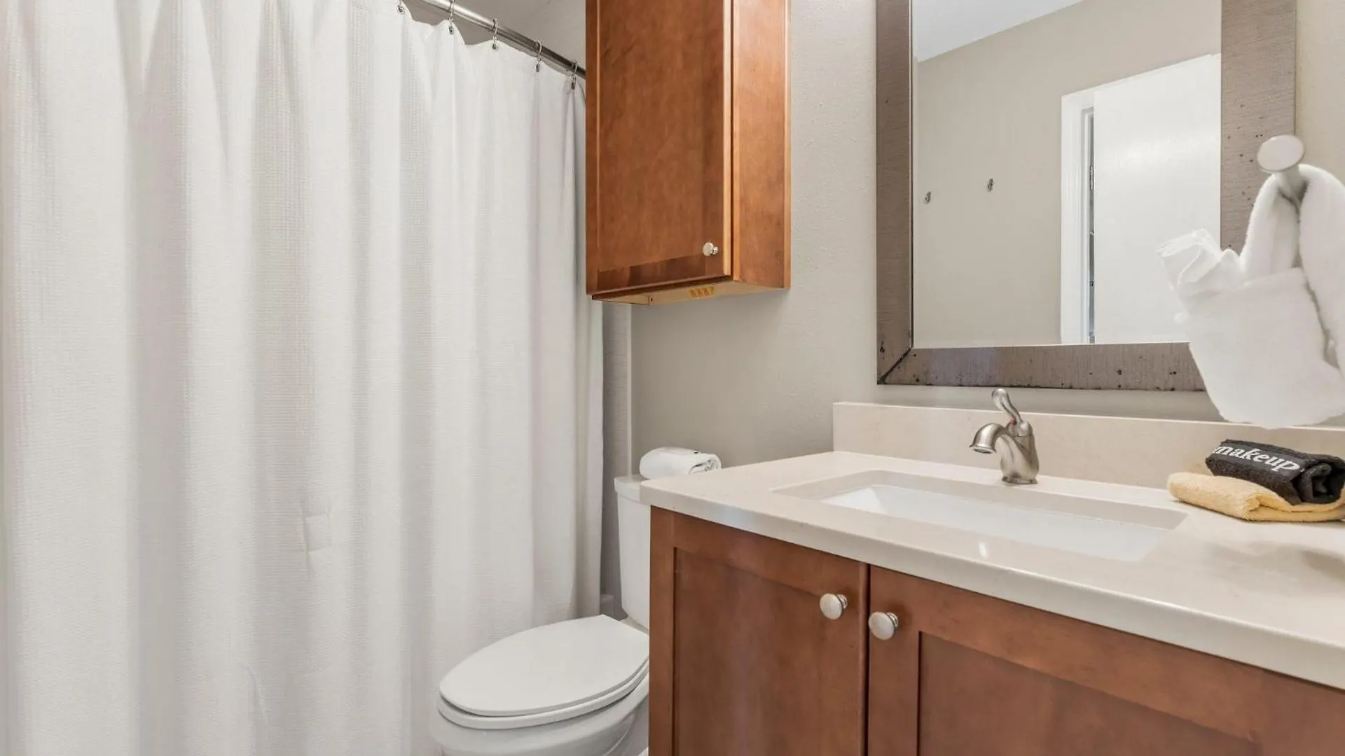 Seascape Lakefront Villa 234 Destin Holiday home
